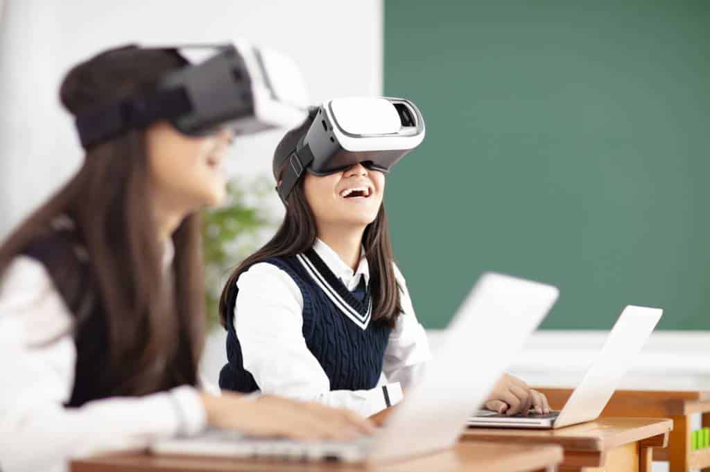 Réalité virtuelle enseignement
